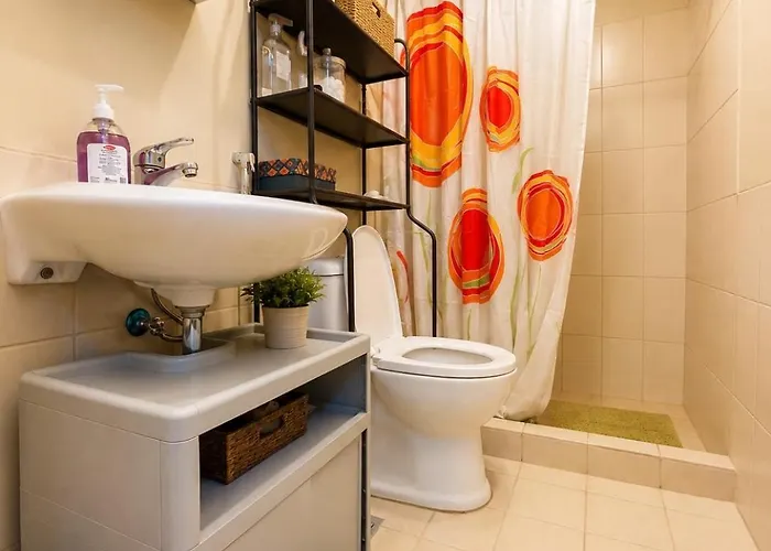 Modern With Luneta View, Near Schools, Etc Manila